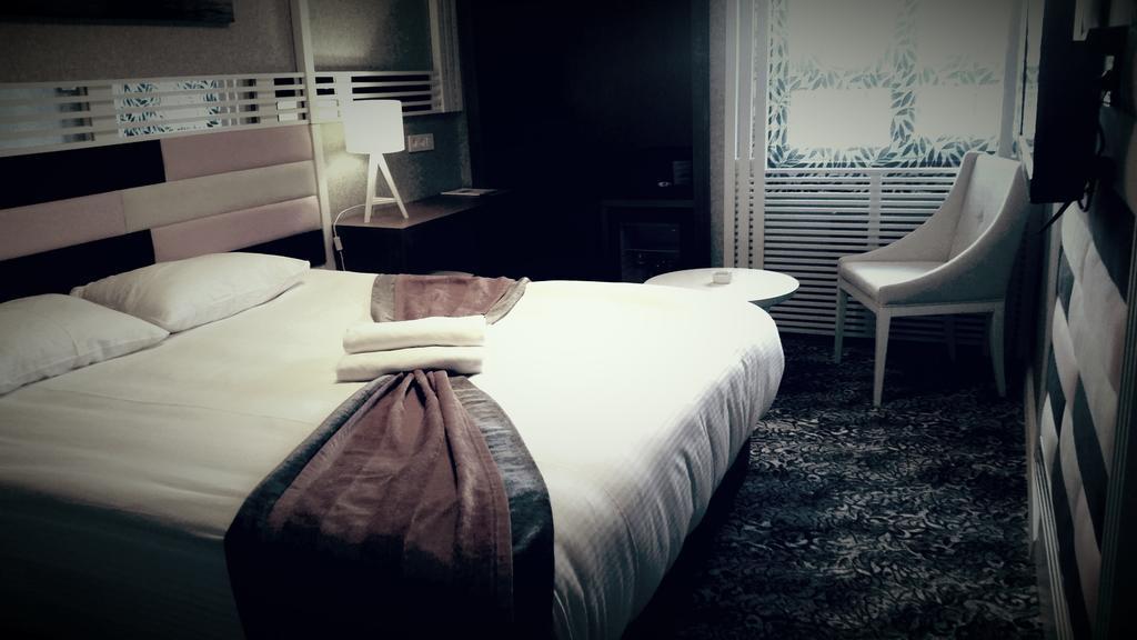 Manhattan Hotel Άγκυρα Δωμάτιο φωτογραφία