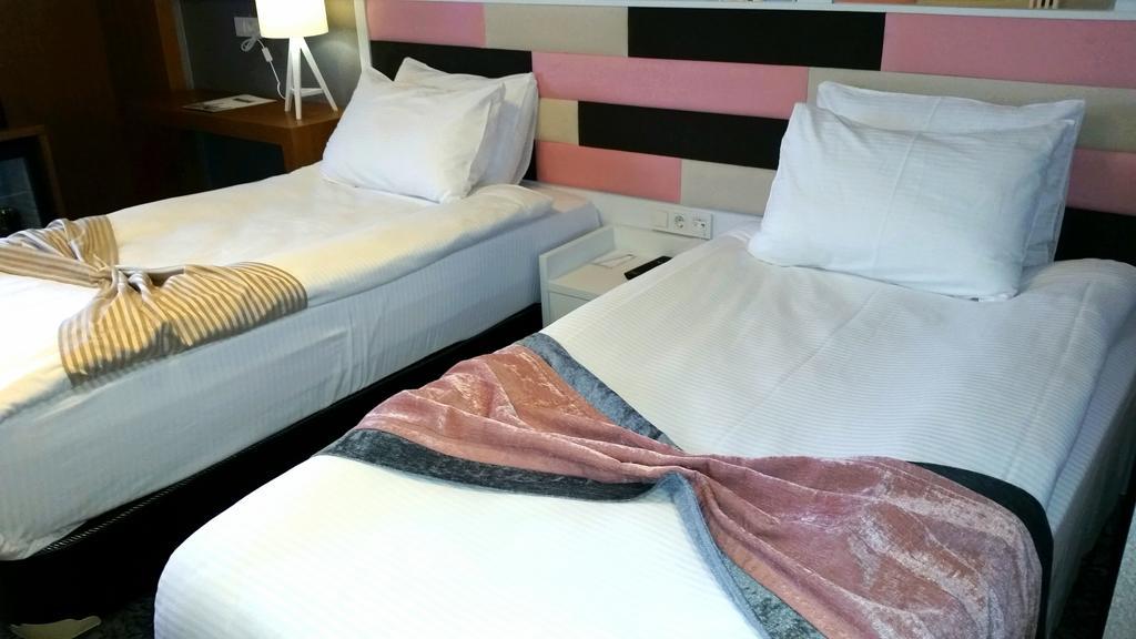 Manhattan Hotel Άγκυρα Δωμάτιο φωτογραφία